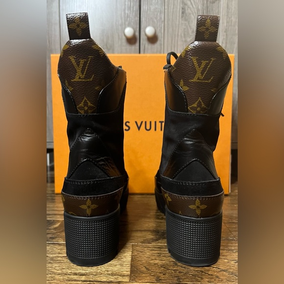 Authentic Louis Vuitton Laureate Platform Desert Boot - Picture 9 of 13